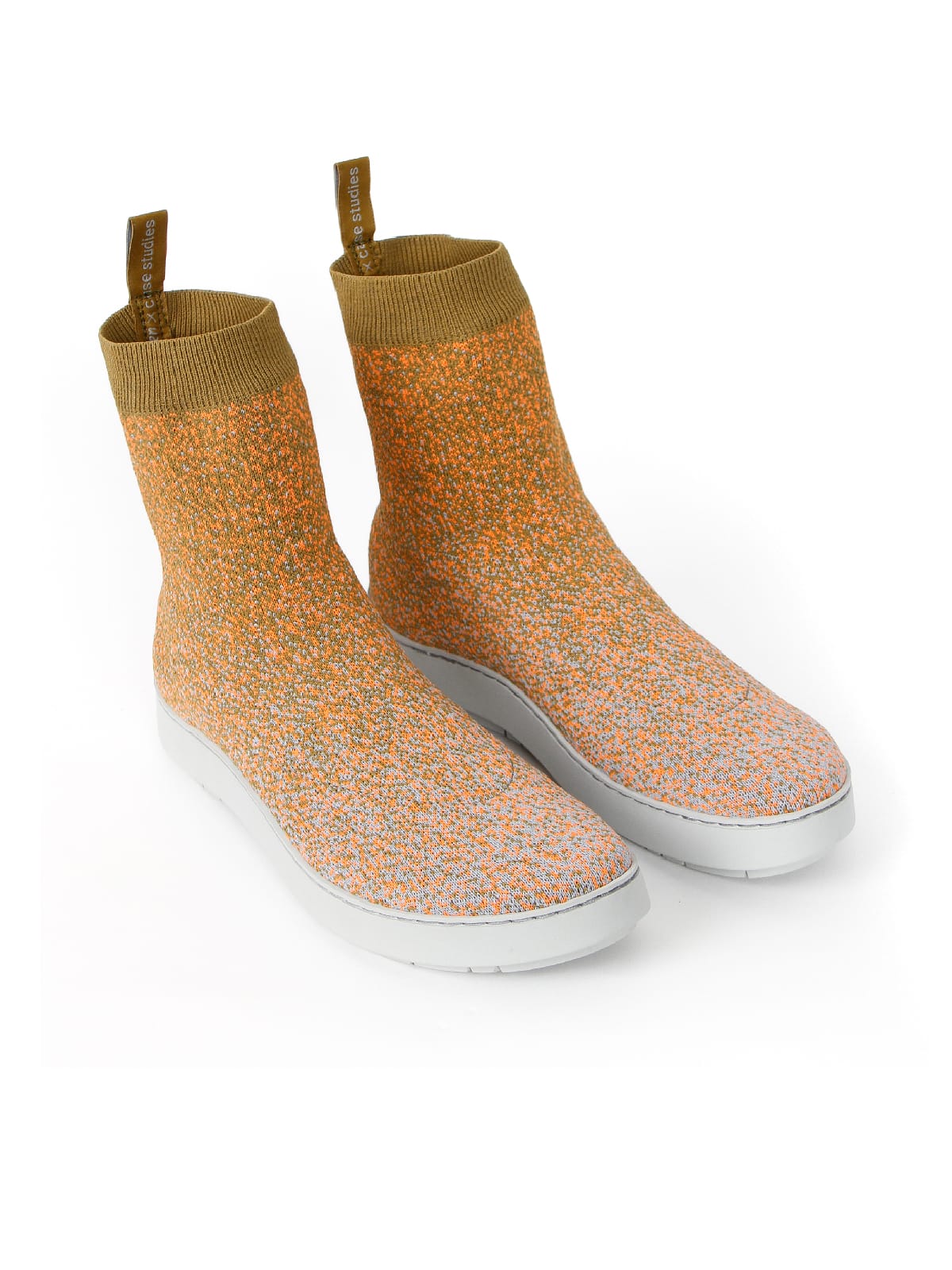 3D knitted sockboot Sparkle papaya schräg